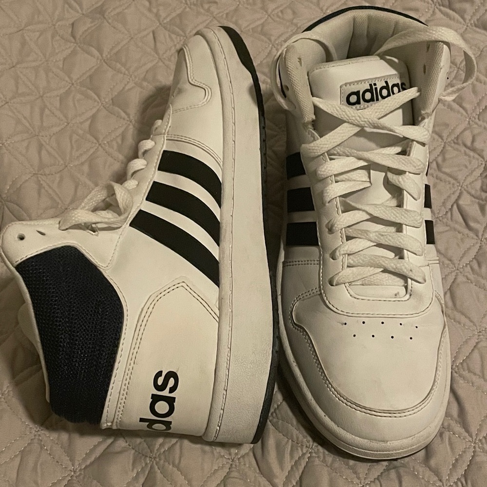 Adidas Hoops 2.0 Mid Sneakers